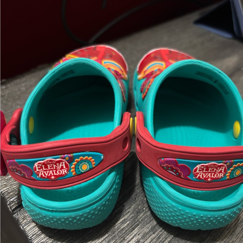 Crocs little girls size 7 Elena of Avalor Clog - Picture 9 of 10